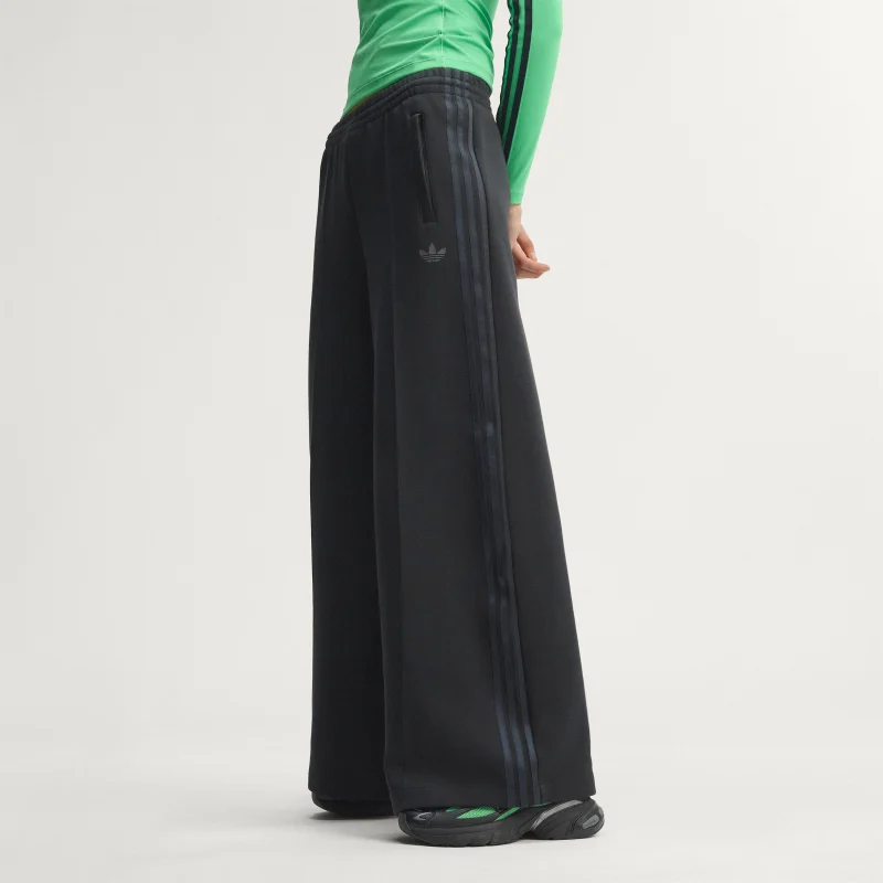 adidas — SPACER TRACKPANTS