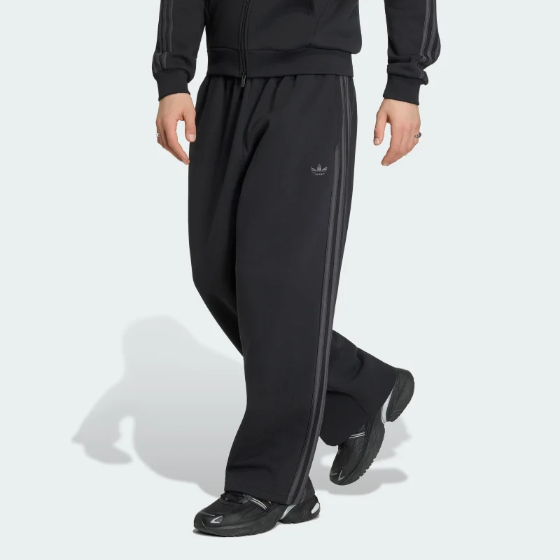 adidas — ADICOLOR BAGGY JOGGERS