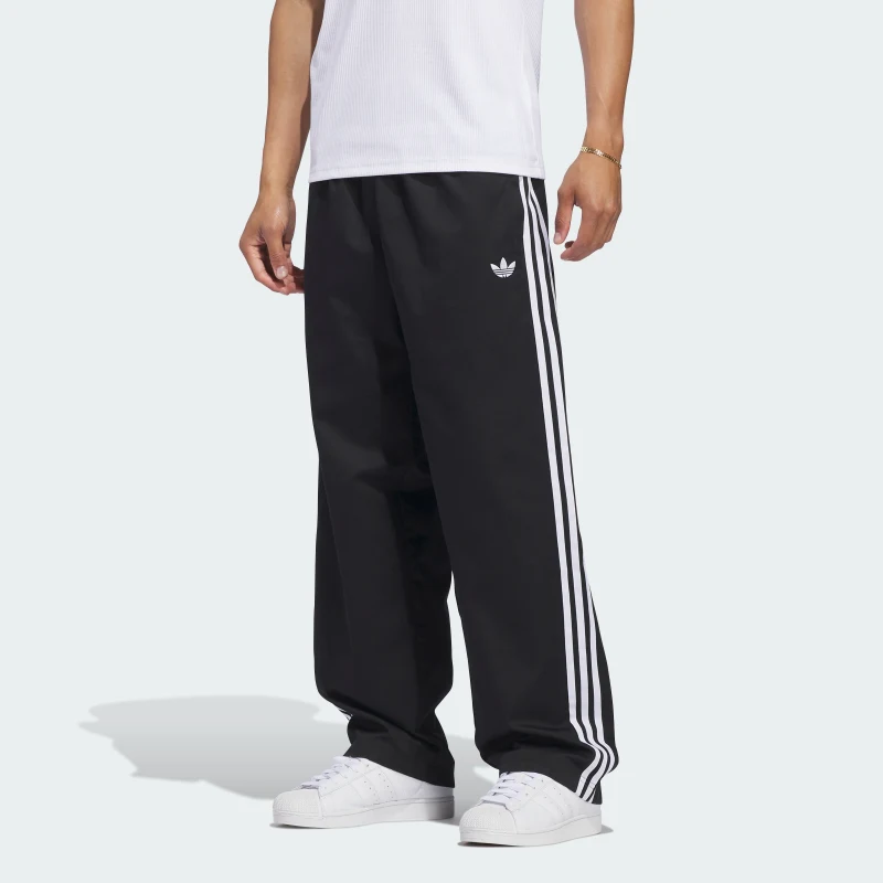 adidas — ADICOLOR SST COTTON TWILL TRACK PANT