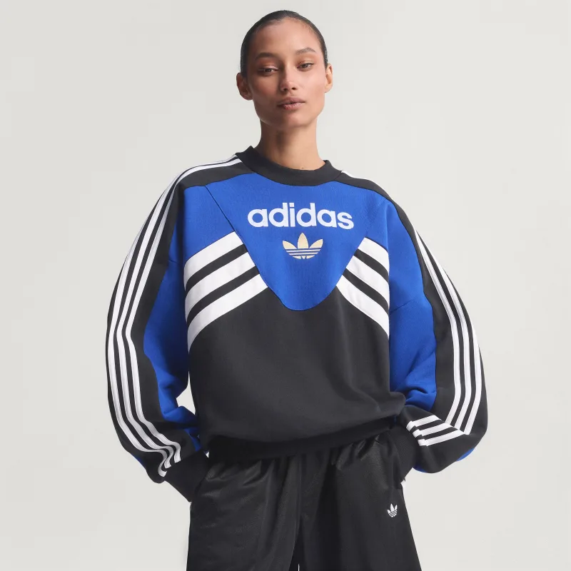 adidas — Long Sleeve Graphic Sweatshirt