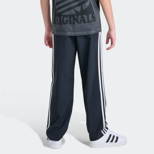 adidas — Originals Elastic Waistband 3-Stripes Woven Pant
