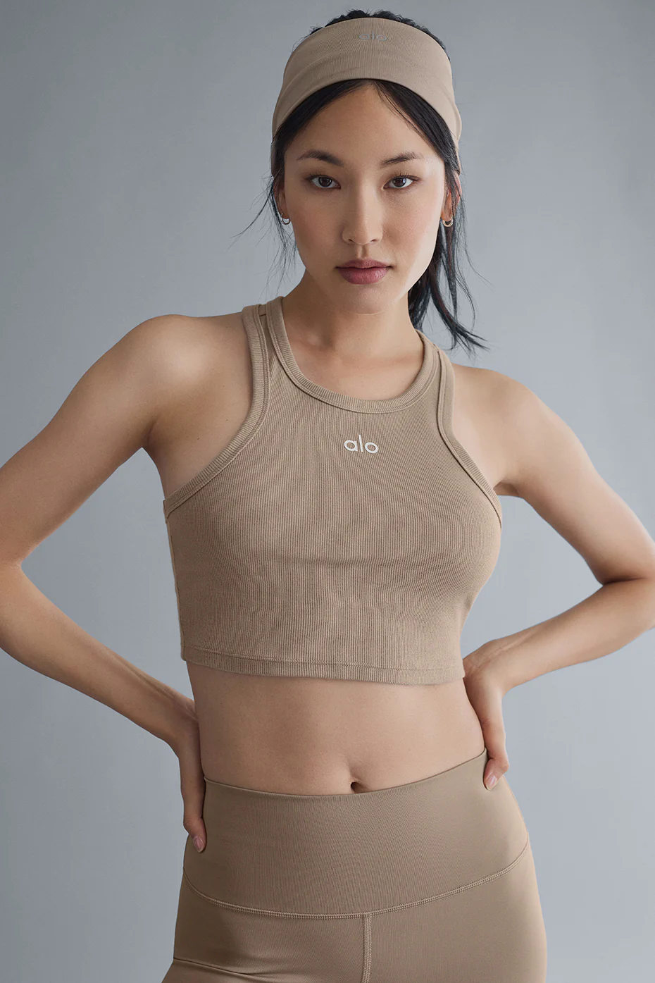 Alo Yoga — Airlift Headband - Gravel
