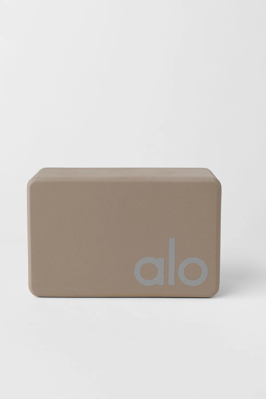 Alo Yoga — Uplifting Yoga Block - Gravel