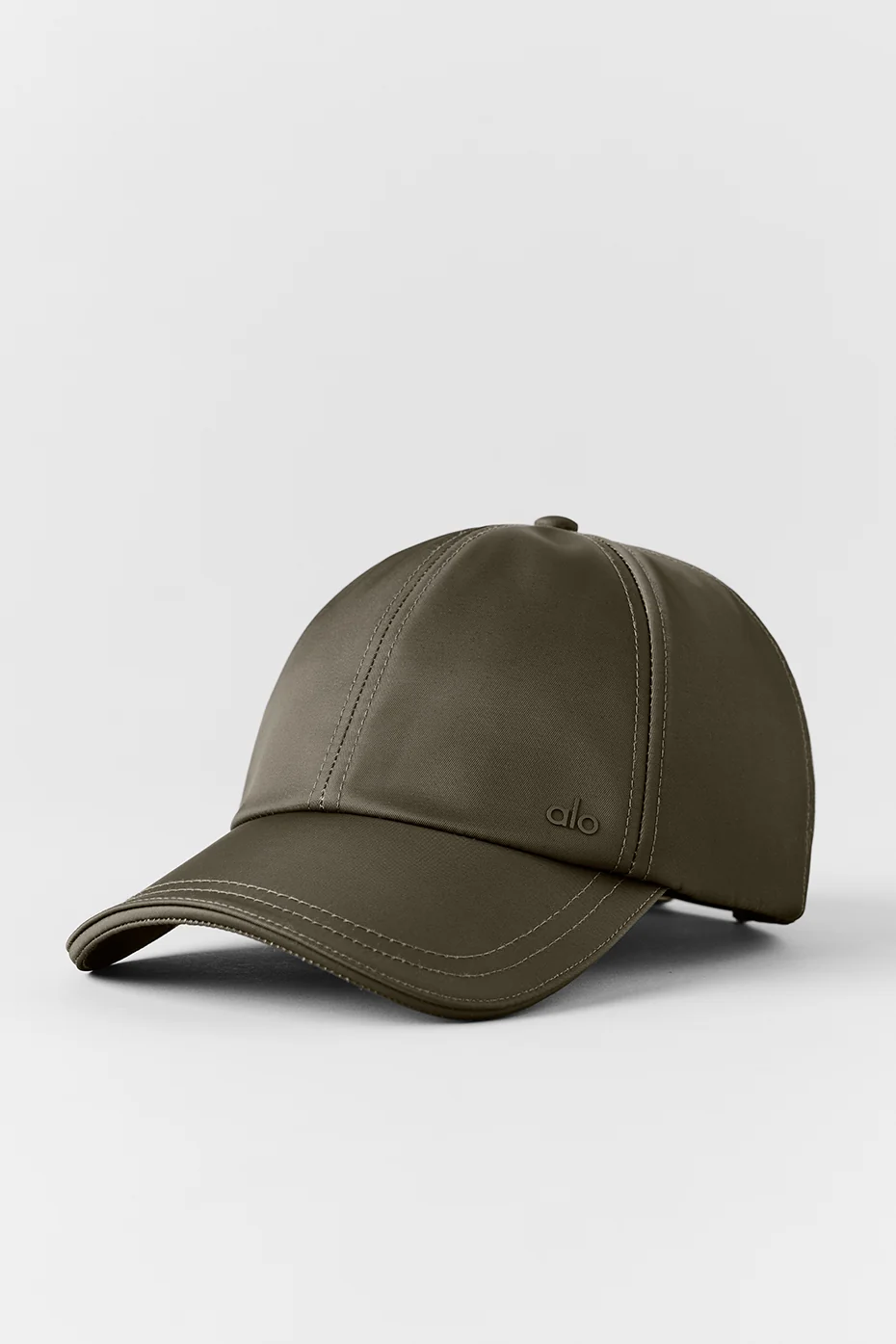Alo Yoga — Satin Off-Duty Cap - Olive Tree