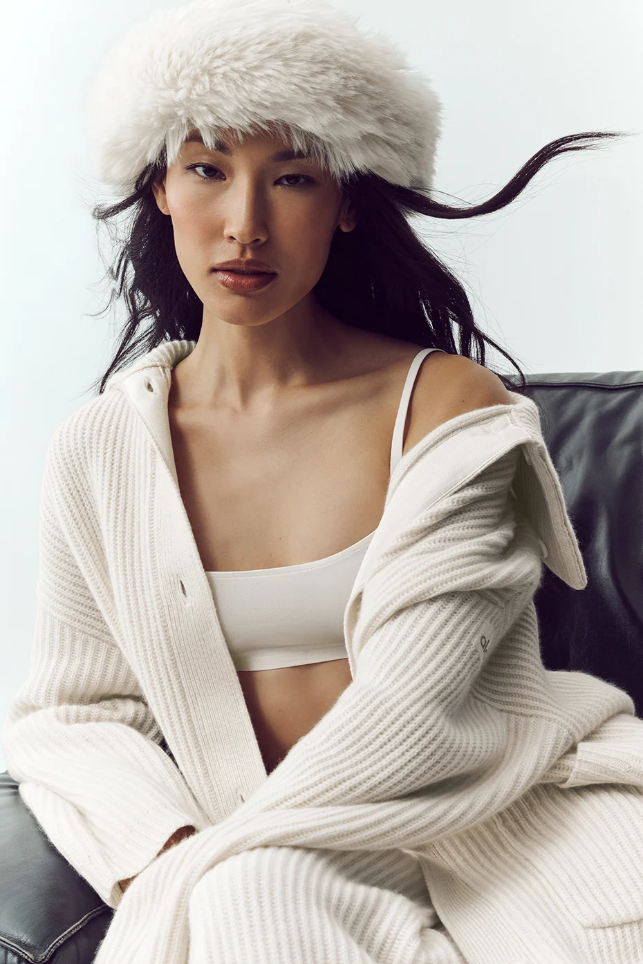 Alo Yoga — Courchevel Cashmere Faux Fur Beanie - Frosted Pink