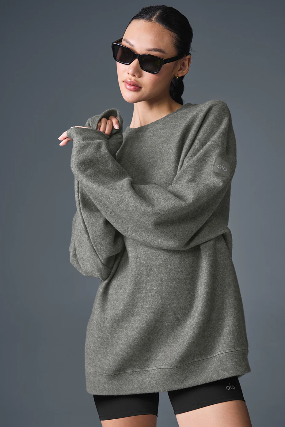 Alo Yoga — Triumph Restore Crew Neck Sweatshirt - Bone