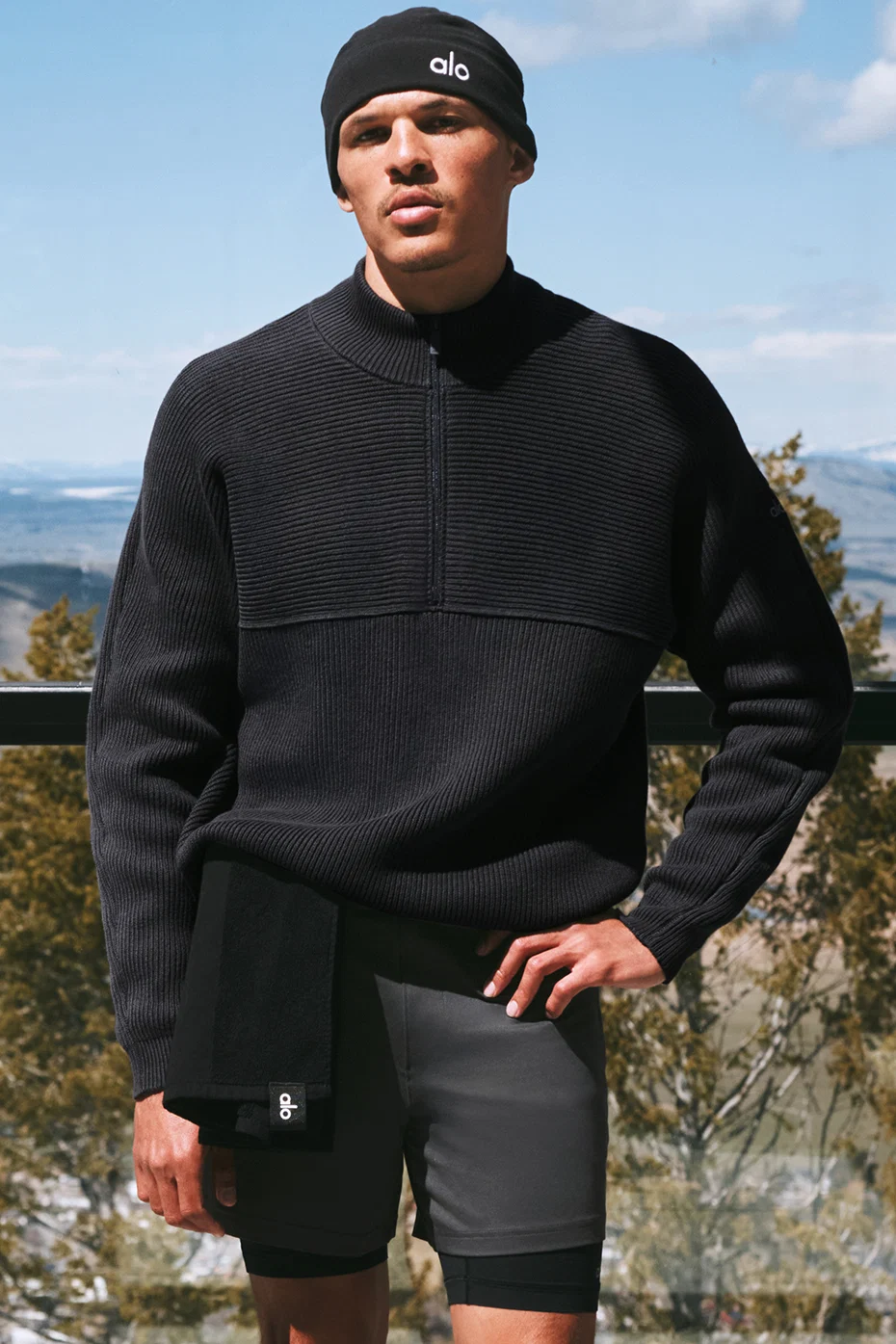 Alo Yoga — Domain Shift Rib Knit 1/4 Zip Sweater - Anthracite