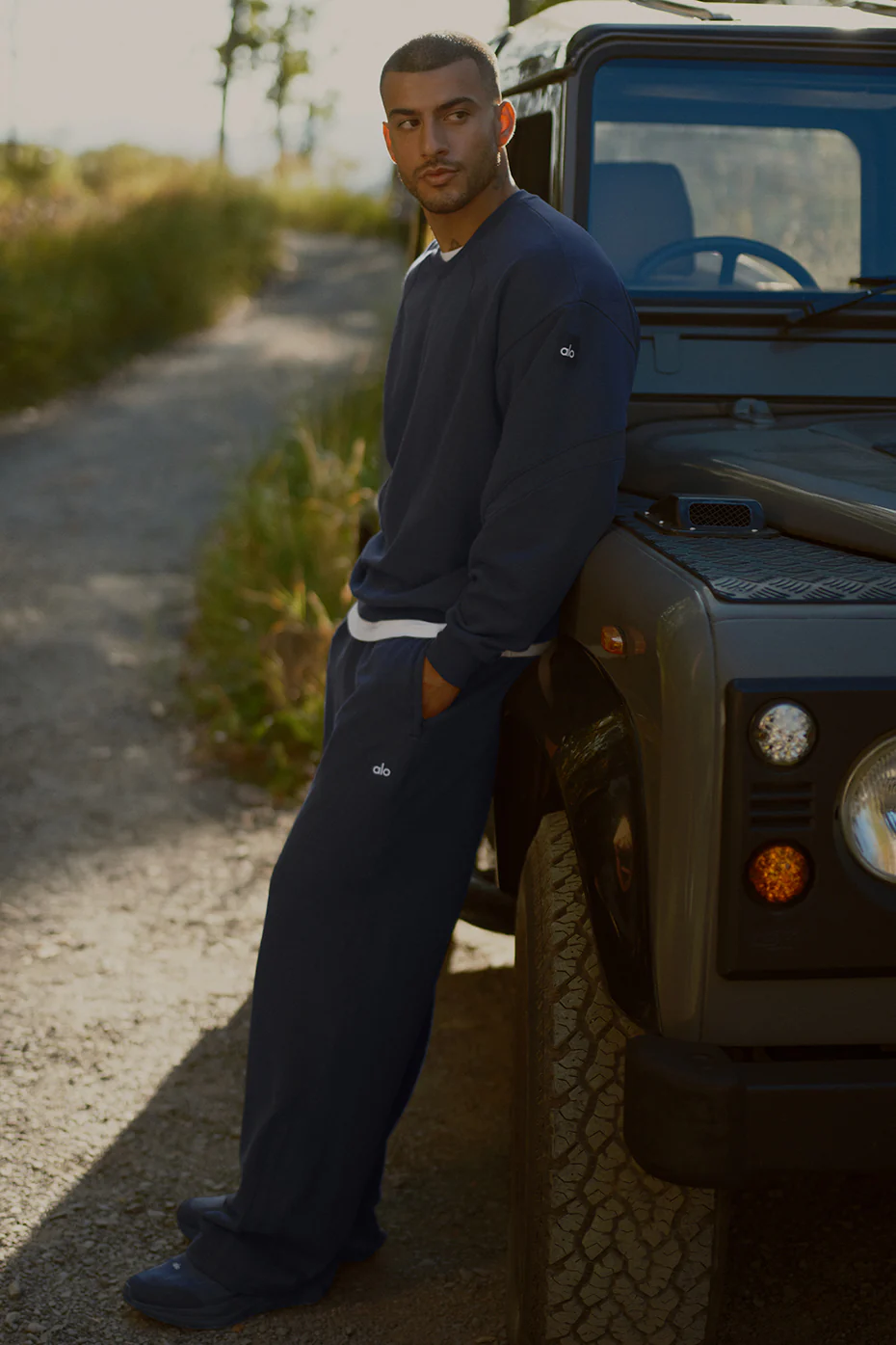 Alo Yoga — Field Sweatpant - Navy