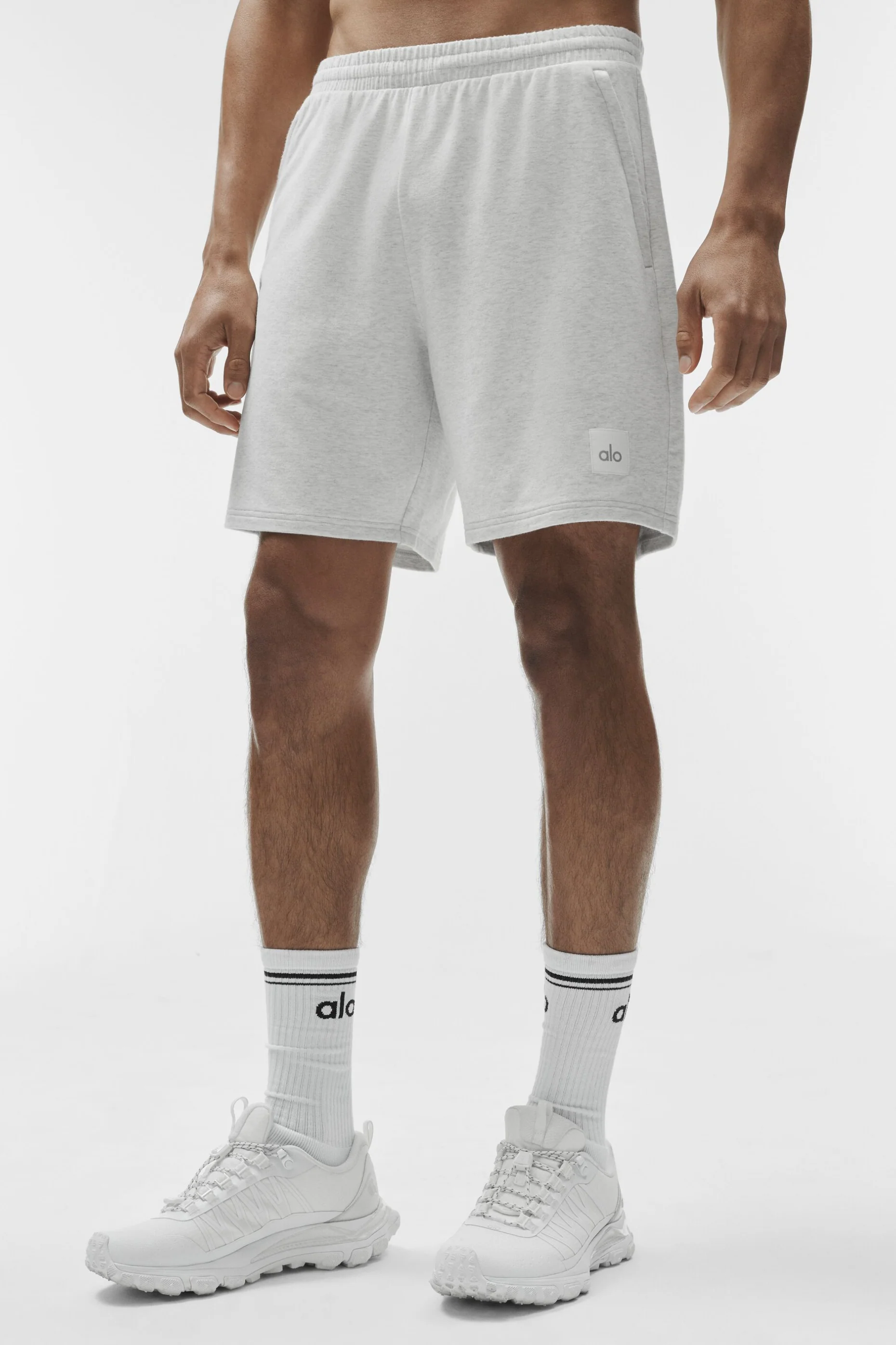 Alo Yoga — 7" Double Take Short - White Heather
