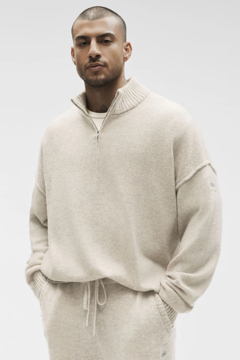 Alo Yoga — Wool Cashmere New Class 1/4 Zip Pullover - Oatmeal Heather