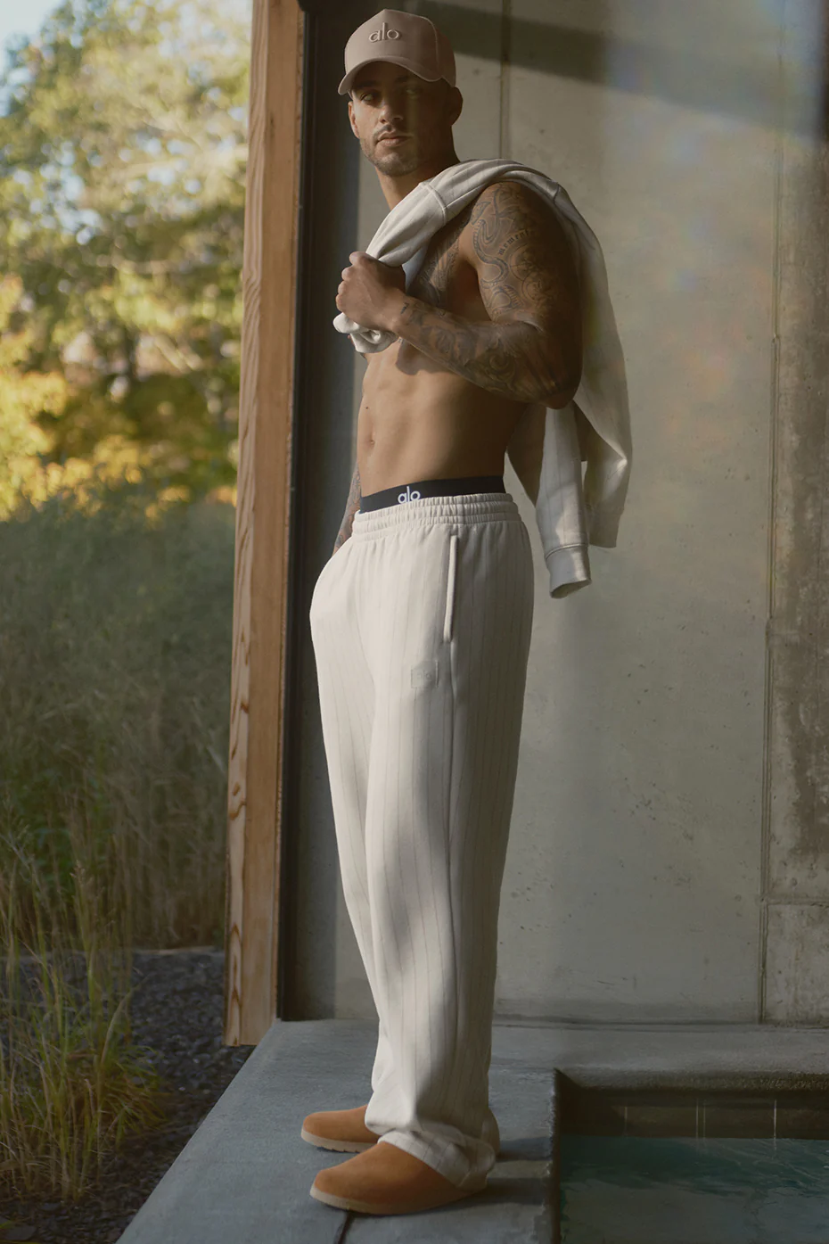 Alo Yoga — Pinstripe Straight Leg Sweatpant - Bone Pinstripe