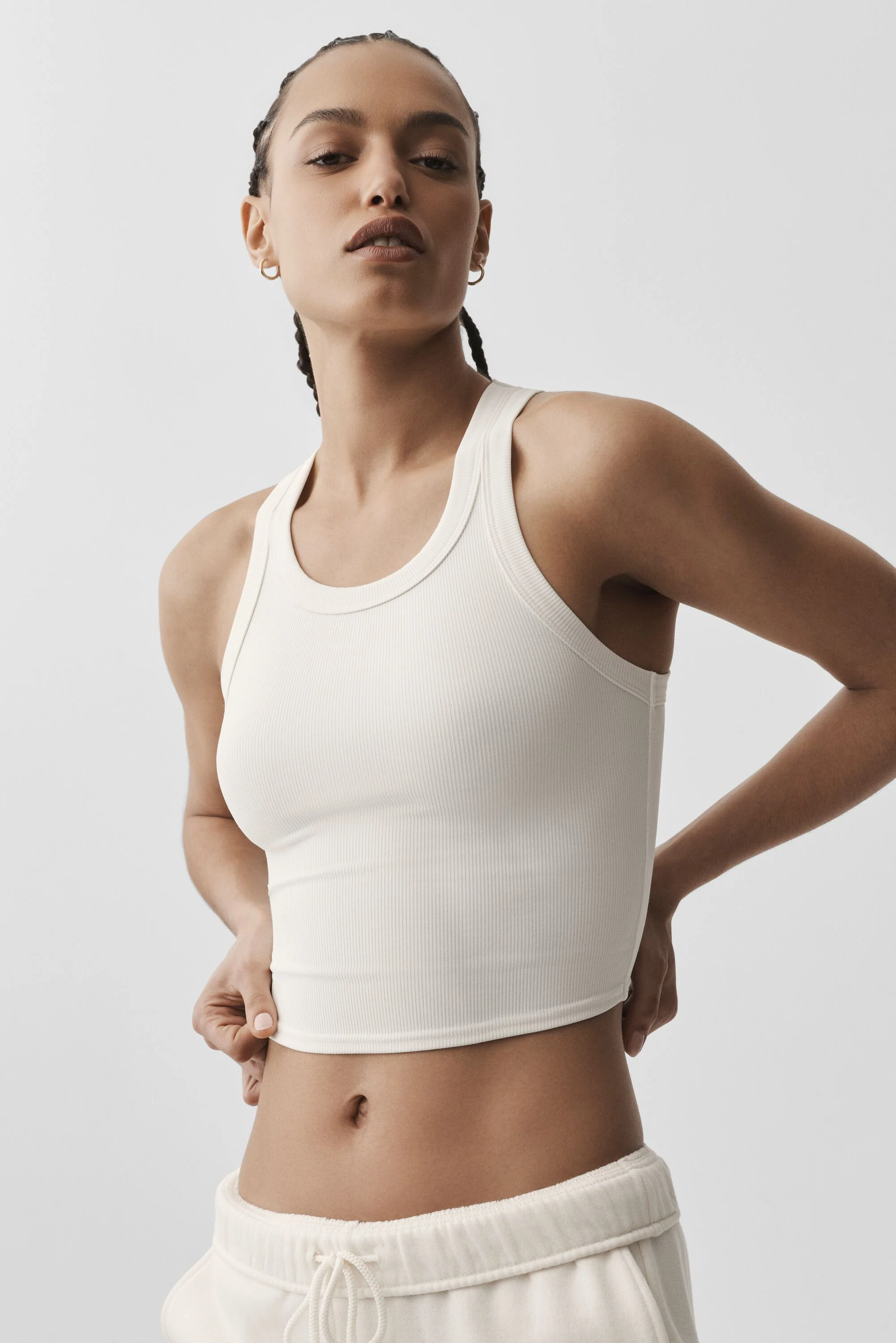 Alo Yoga — Goddess Ribbed Go-To Tank - Ivory