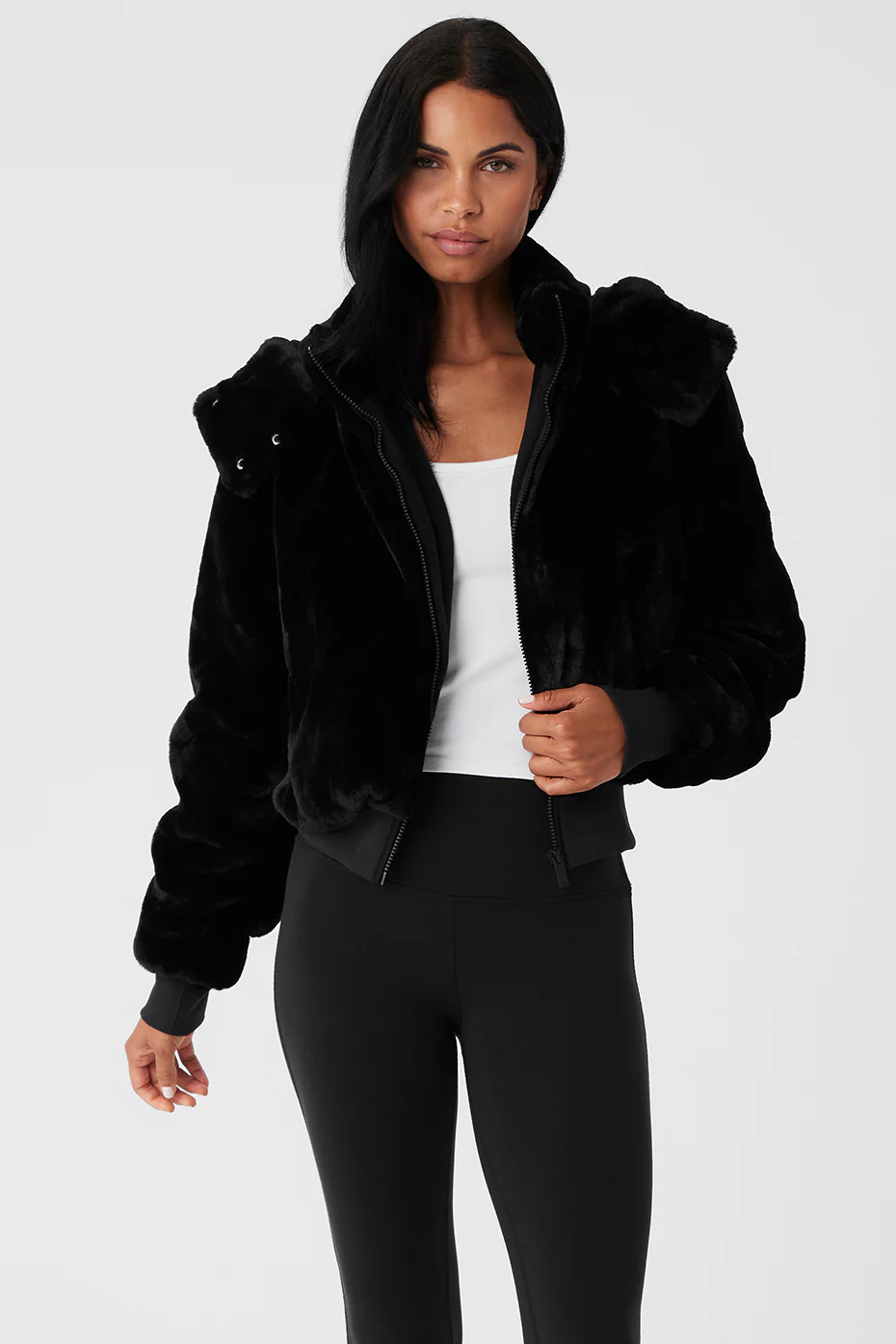 Alo Yoga — Faux Fur Foxy Jacket - Black