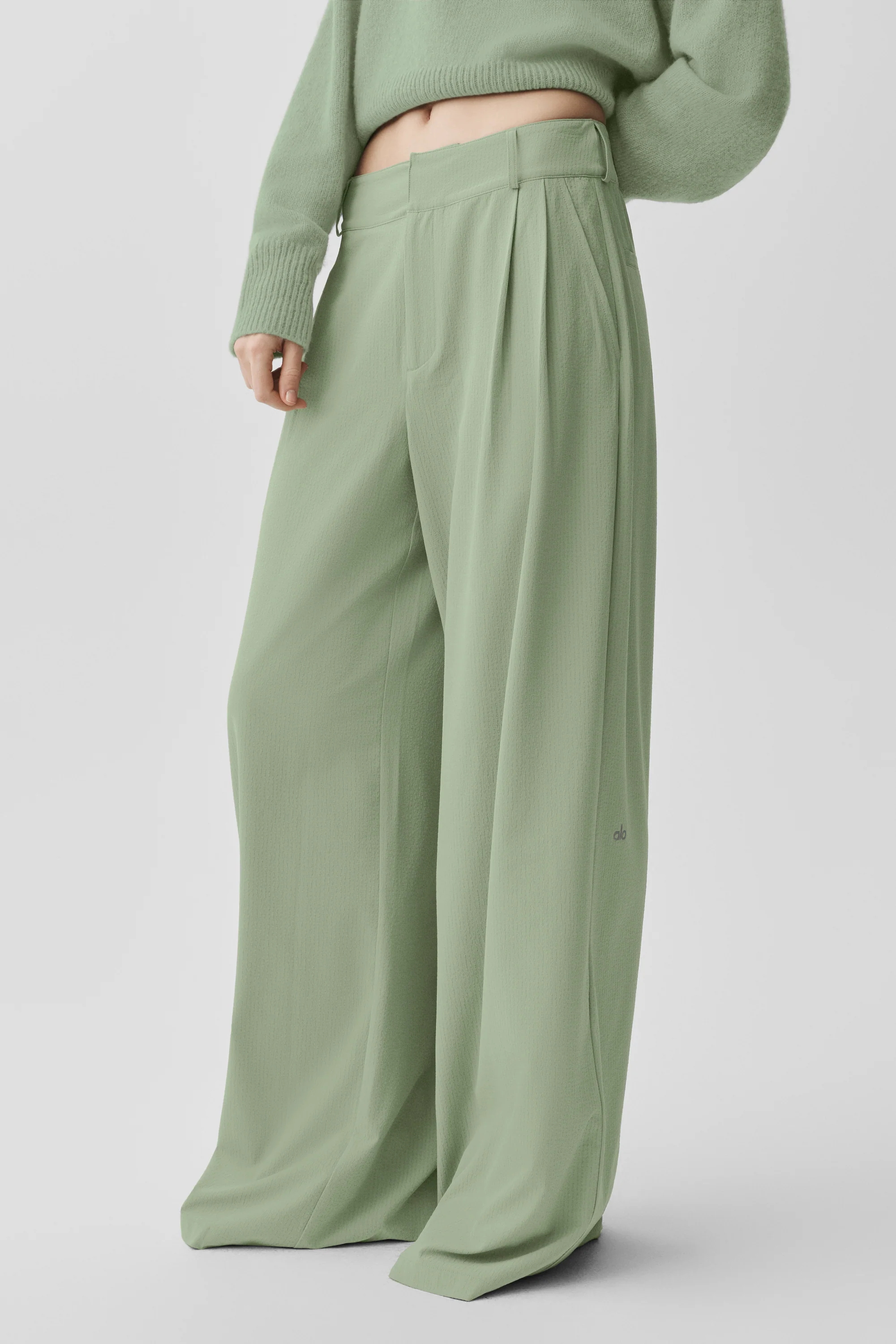 Alo Yoga — High-Waist Dreamscape Trouser (Long) - Dune Grass