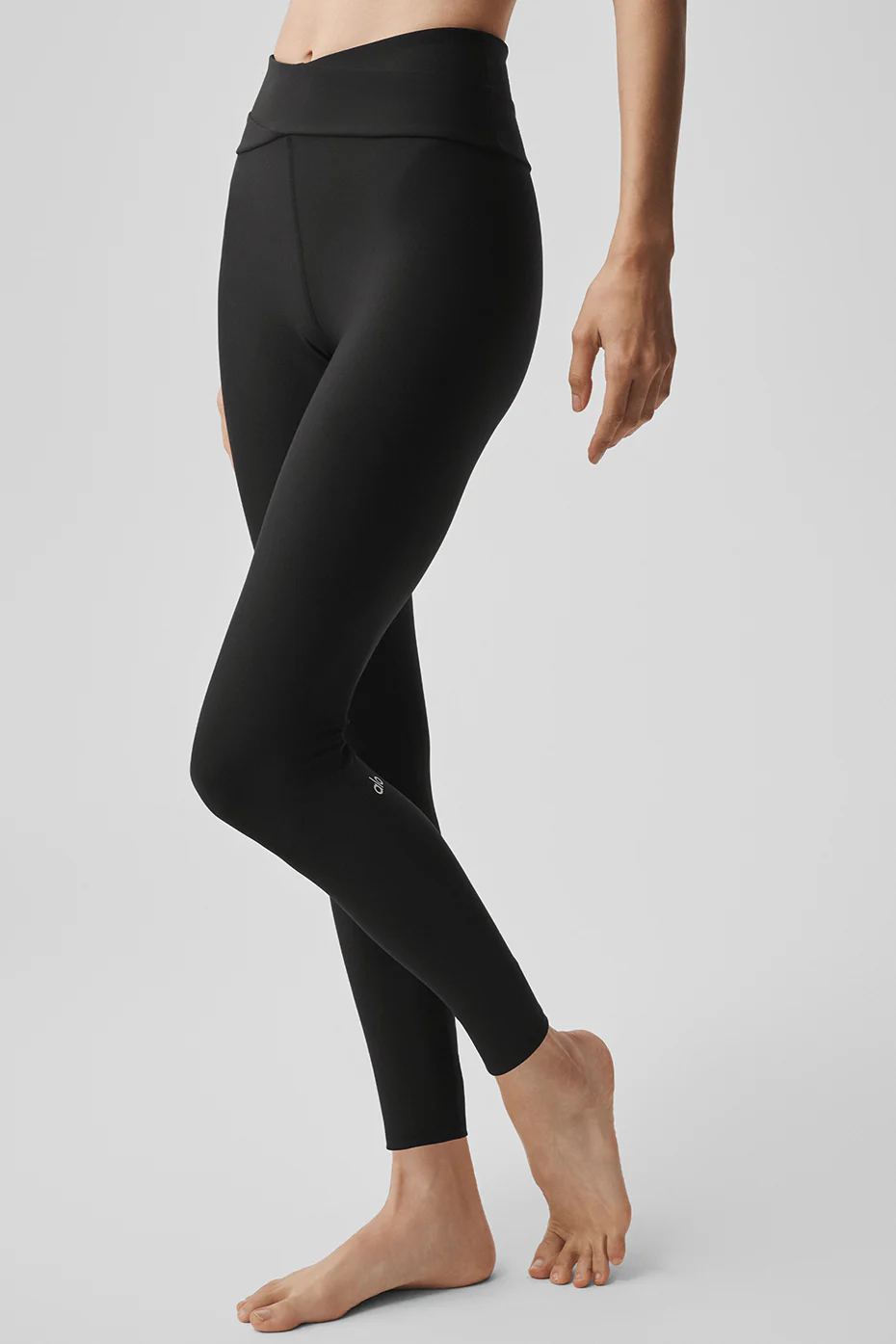Alo Yoga — Airlift High-Waist 7/8 Horizon Legging - Gravel