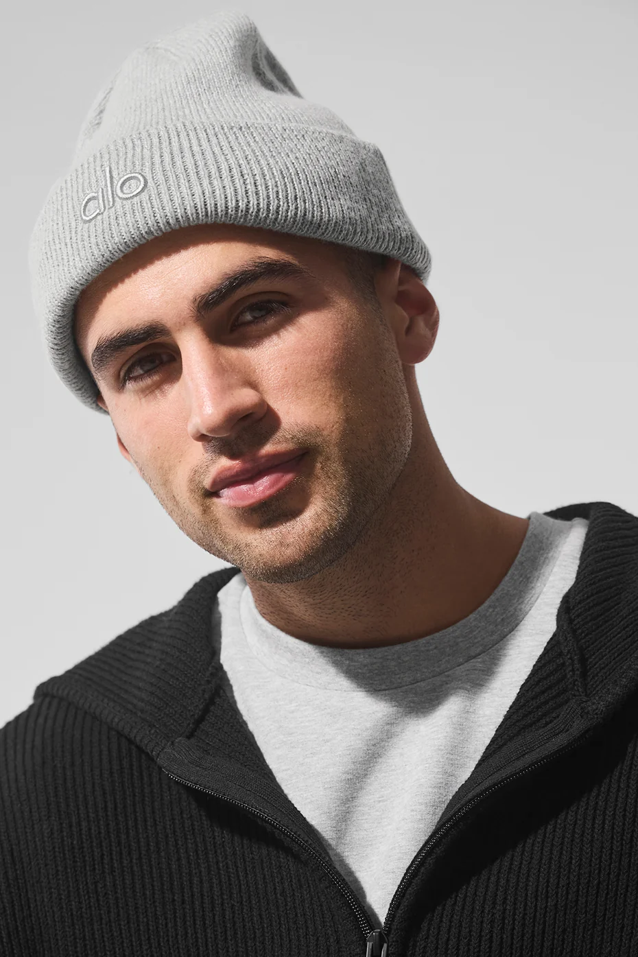 Alo Yoga — Notable Beanie - Athletic Heather Grey