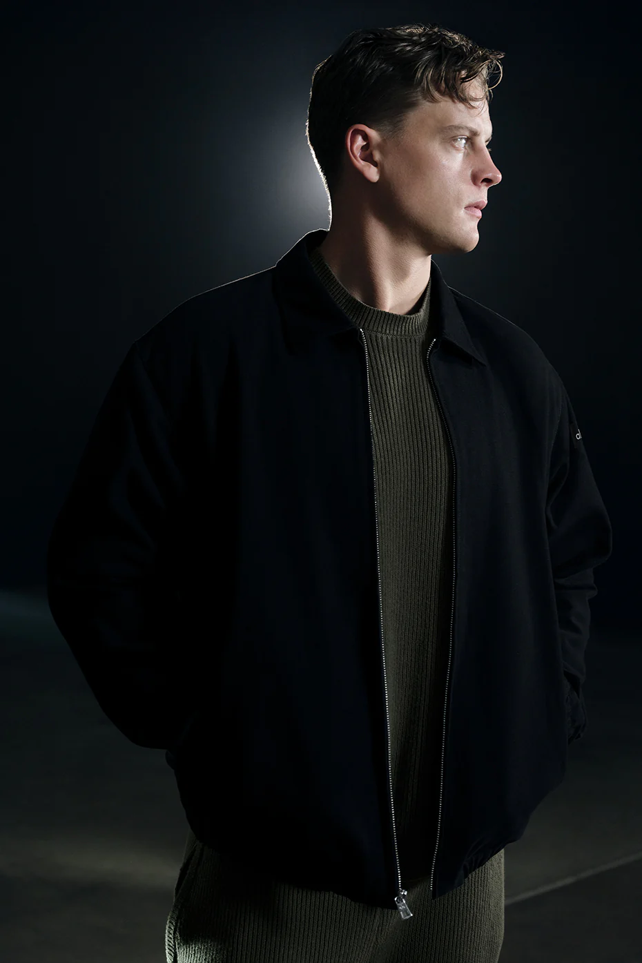 Alo Yoga — Cotton Canvas Coaches Jacket - Black