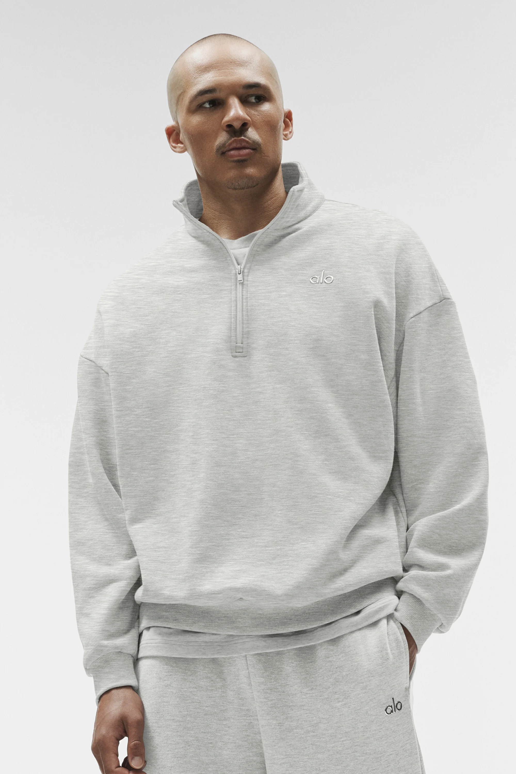 Alo Yoga — Accolade 1/4 Zip Pullover - White Heather