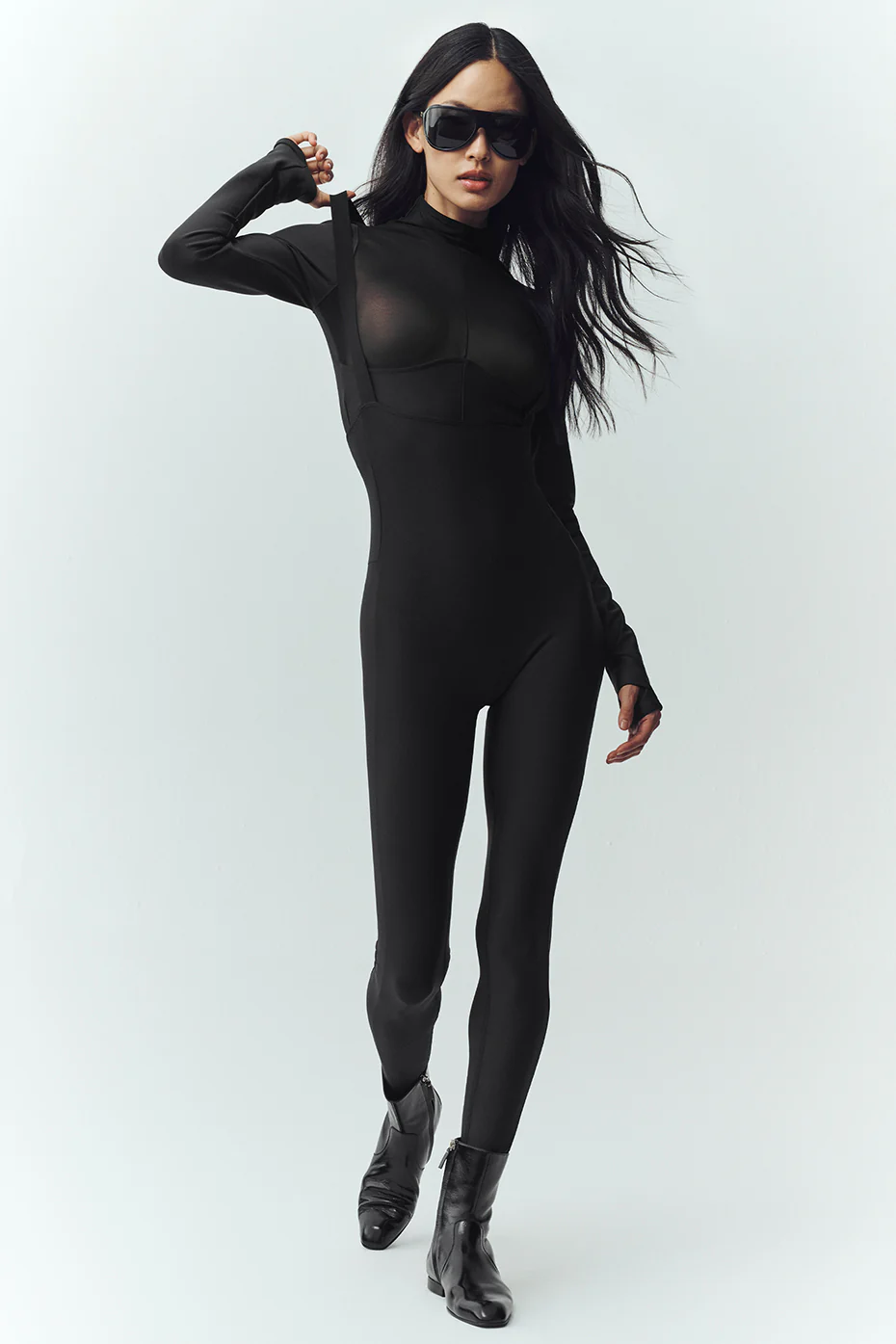 Alo Yoga — Airlift Winter Warm Ski Time Bib - Black