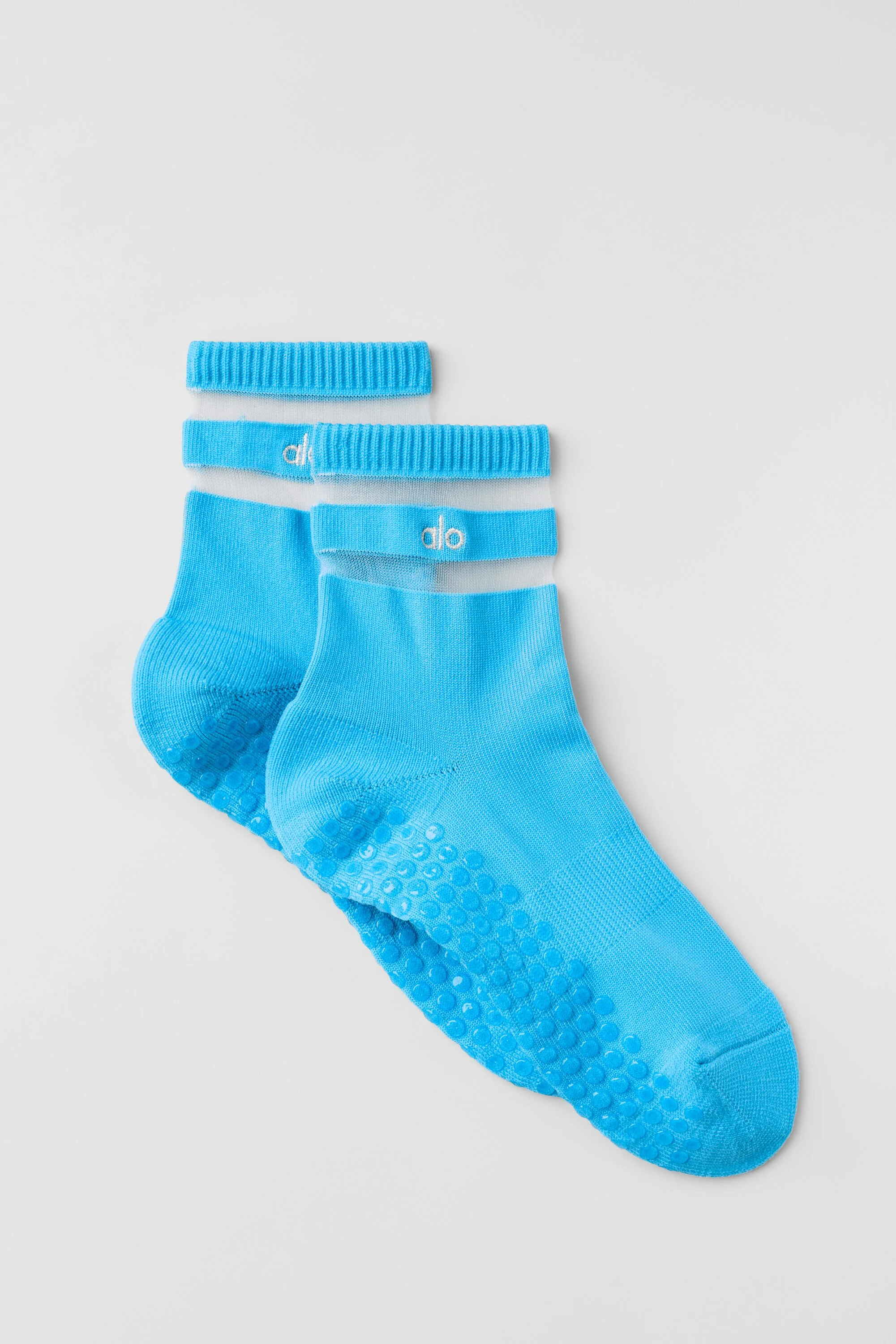 Alo Yoga — Women's Pulse Grip Sock - Azure Blue