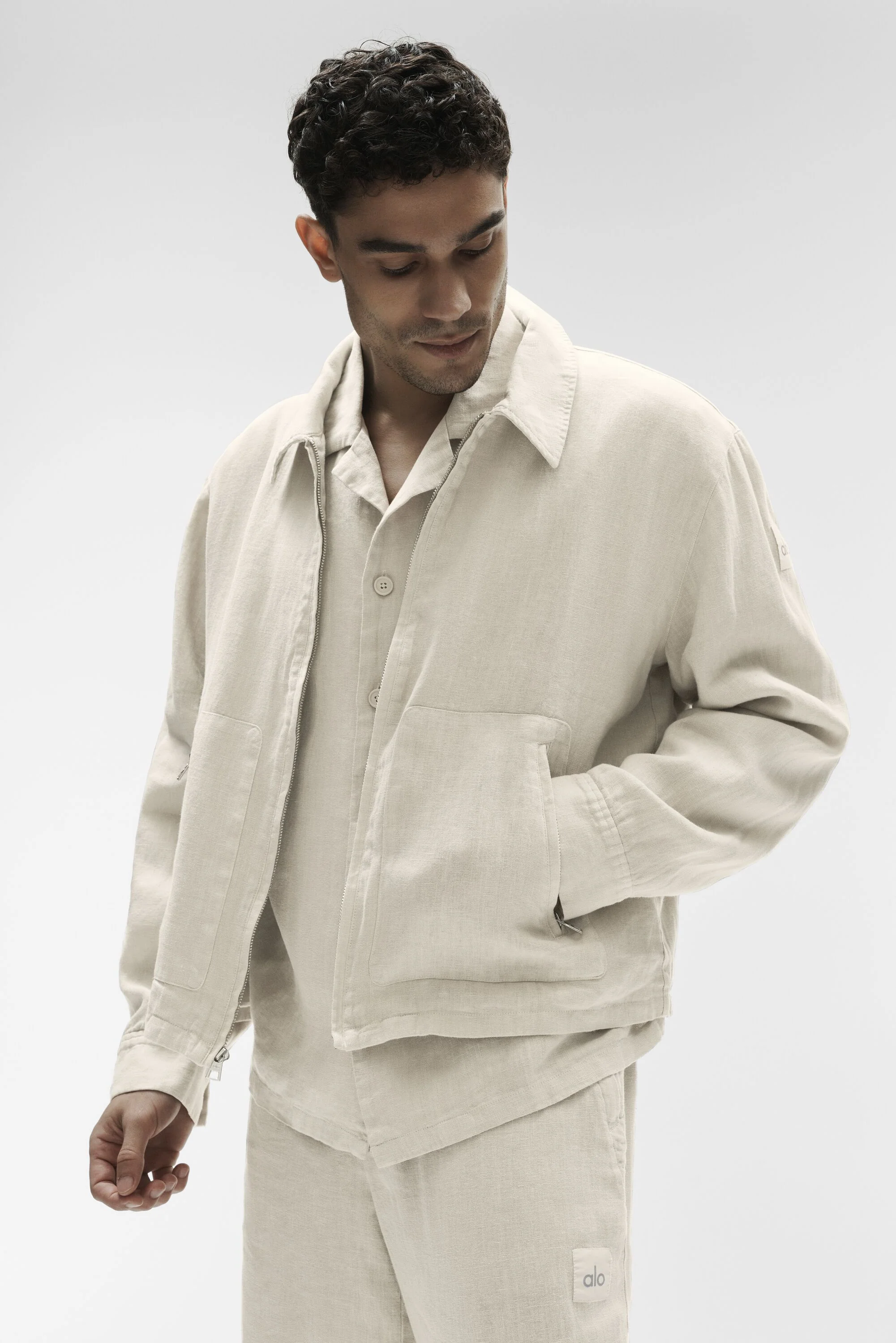 Alo Yoga — Linen Days Full Zip Jacket - Bone