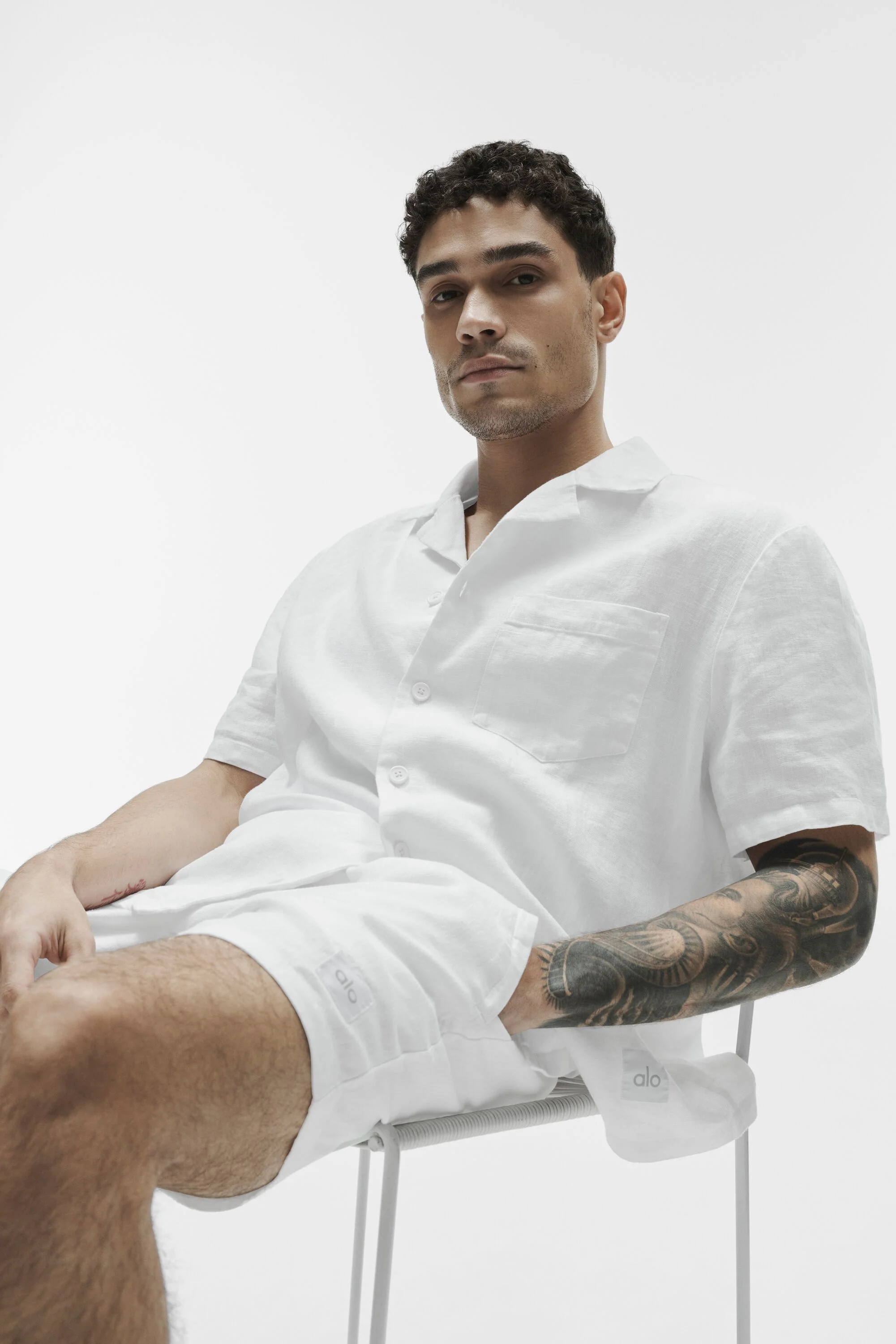 Alo Yoga — Linen Days Short Sleeve Button Up - White