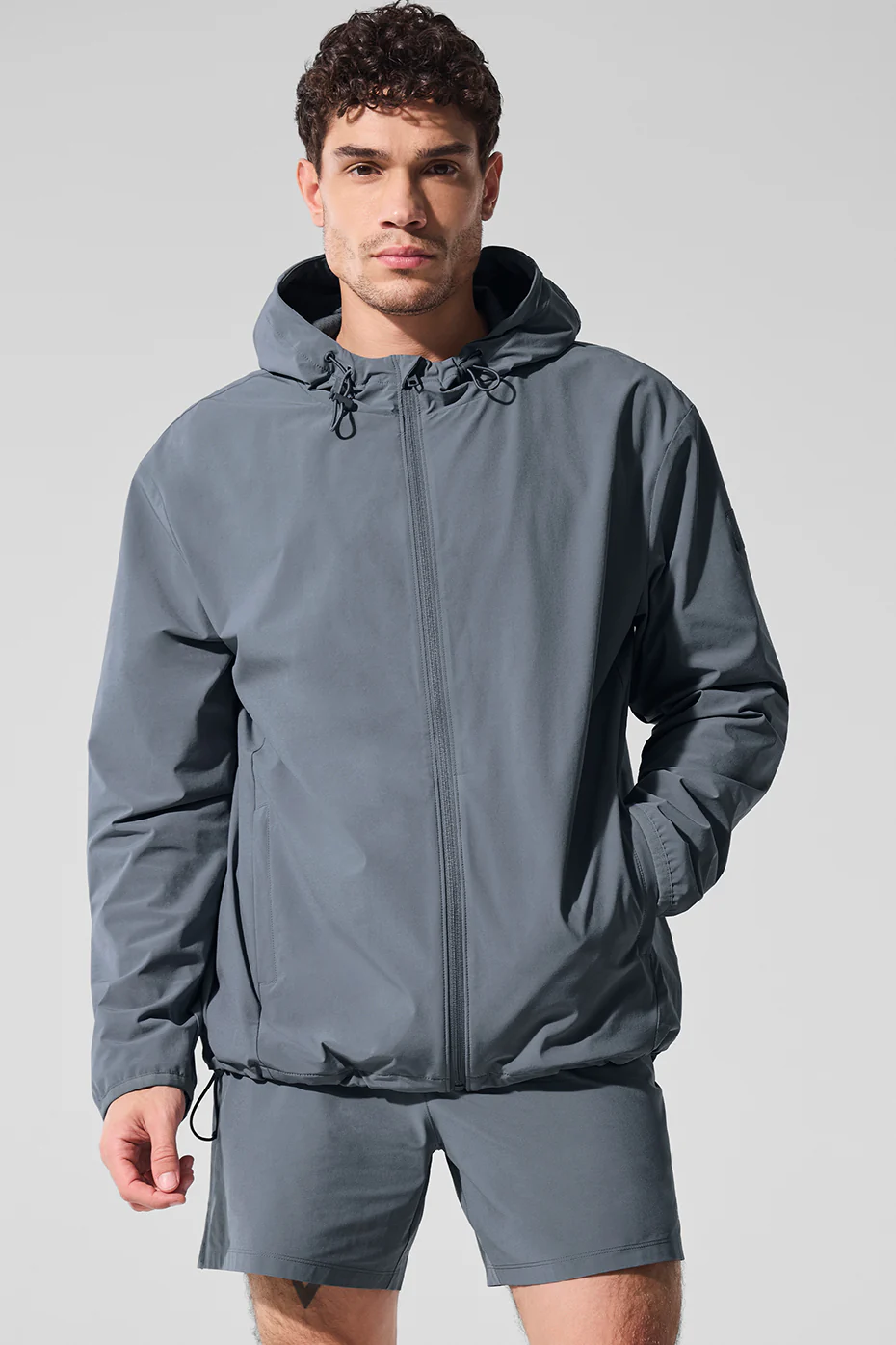 Alo Yoga — Performance On-The-Go Jacket - Steel Grey