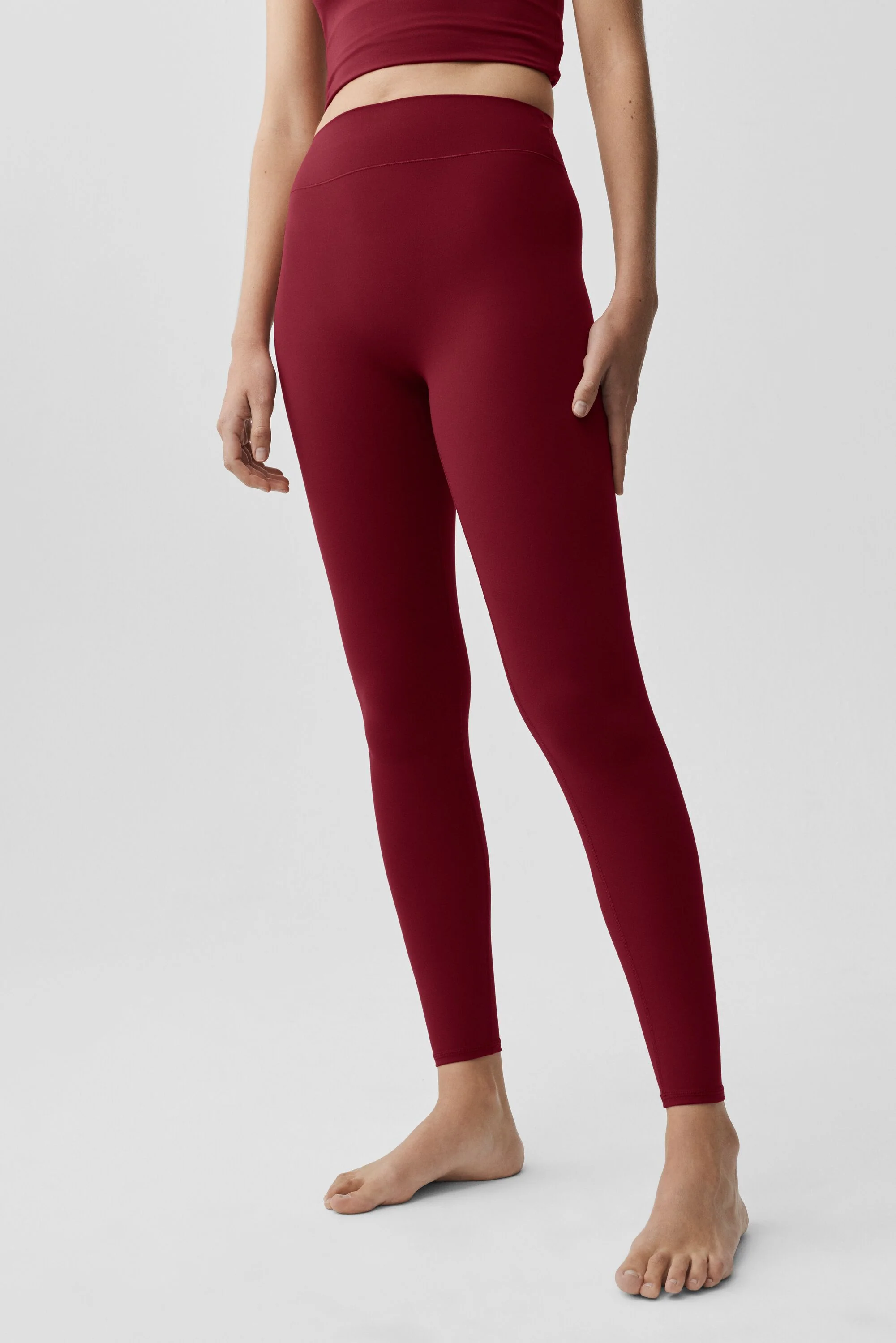 Alo Yoga — ALO Softsculpt Define Legging - Summer Romance Red