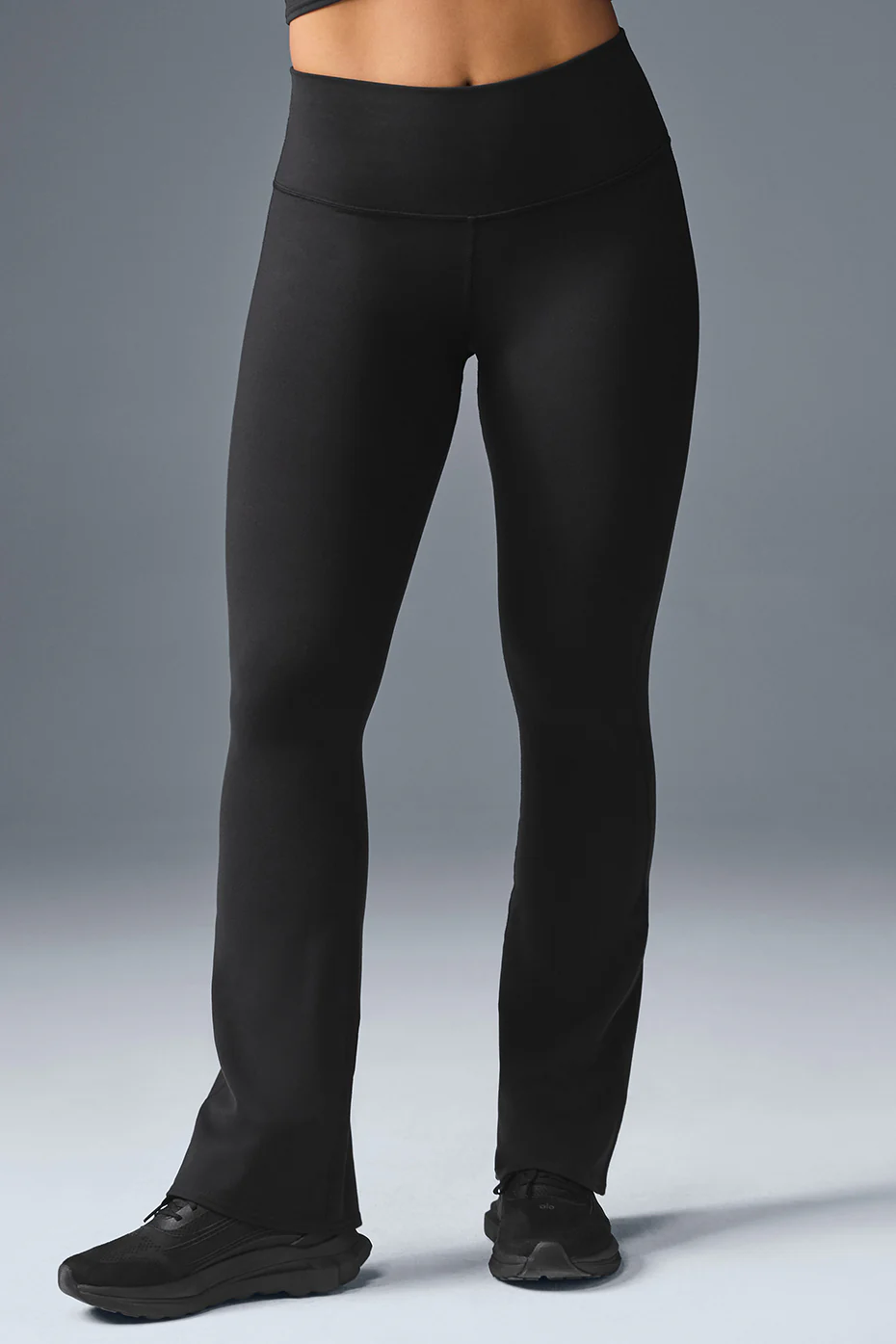 Alo Yoga — Airbrush High-Waist Bootcut Legging