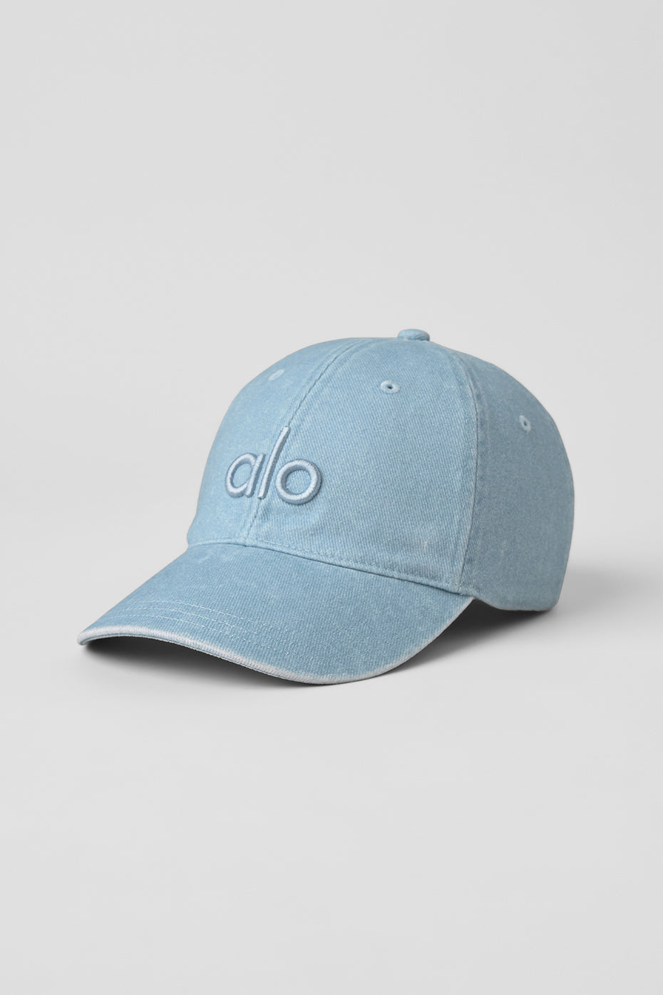 Alo Yoga — Washed Off-Duty Cap - Light Denim