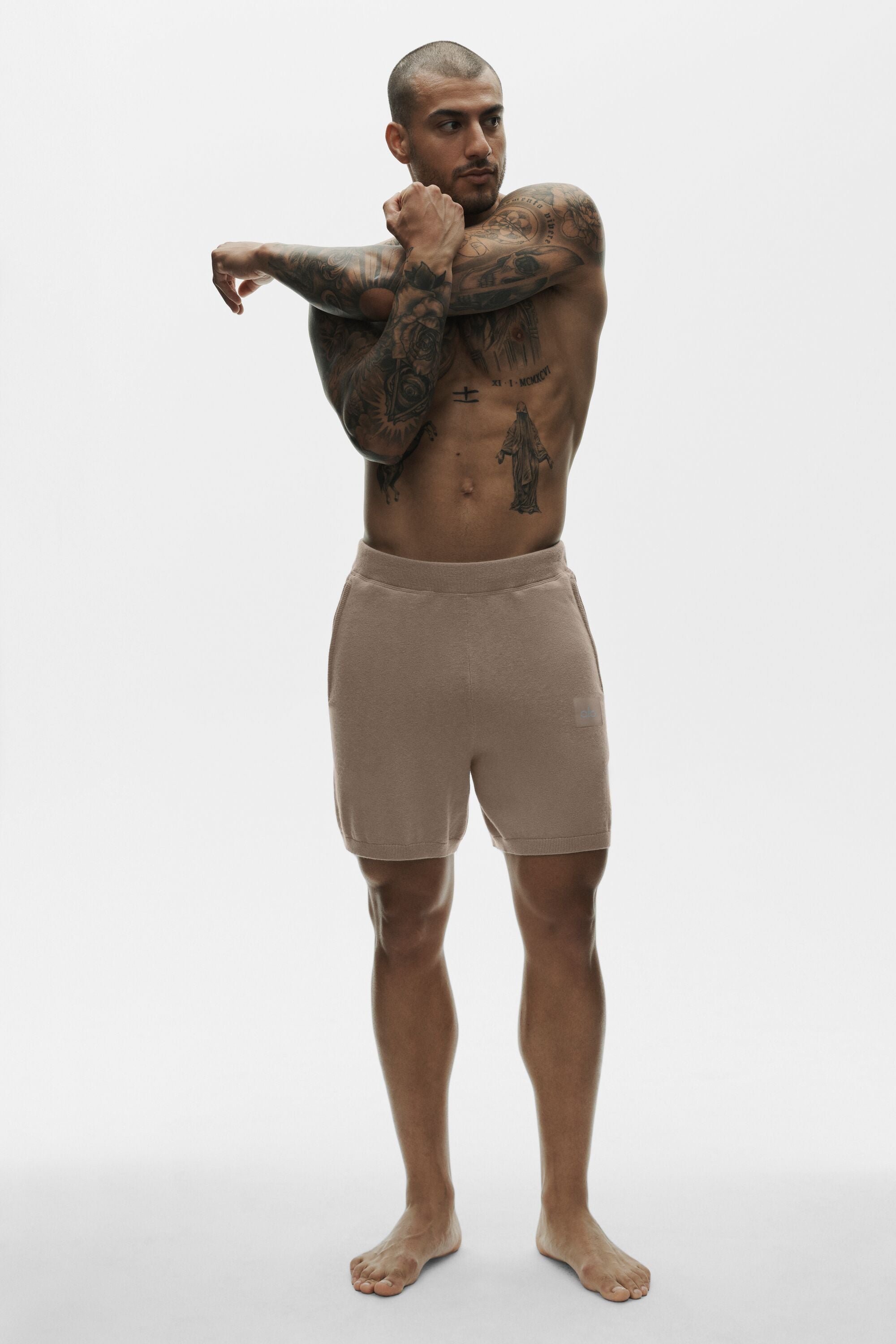 Alo Yoga — 7" Cotton Cashmere Ever Soft Short - Gravel