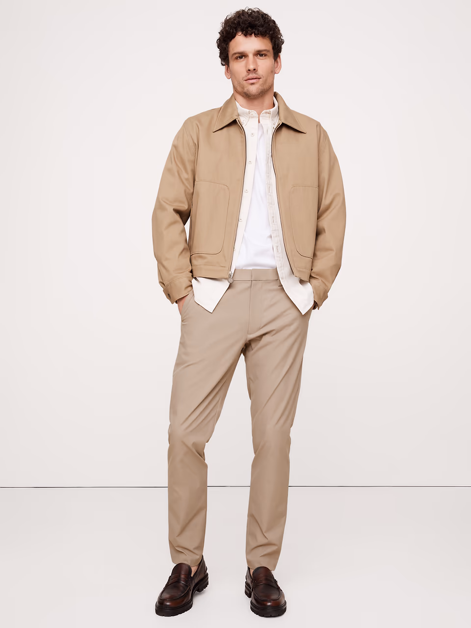 Banana Republic — ATHLETIC SLIM PERFORMANCE PANT