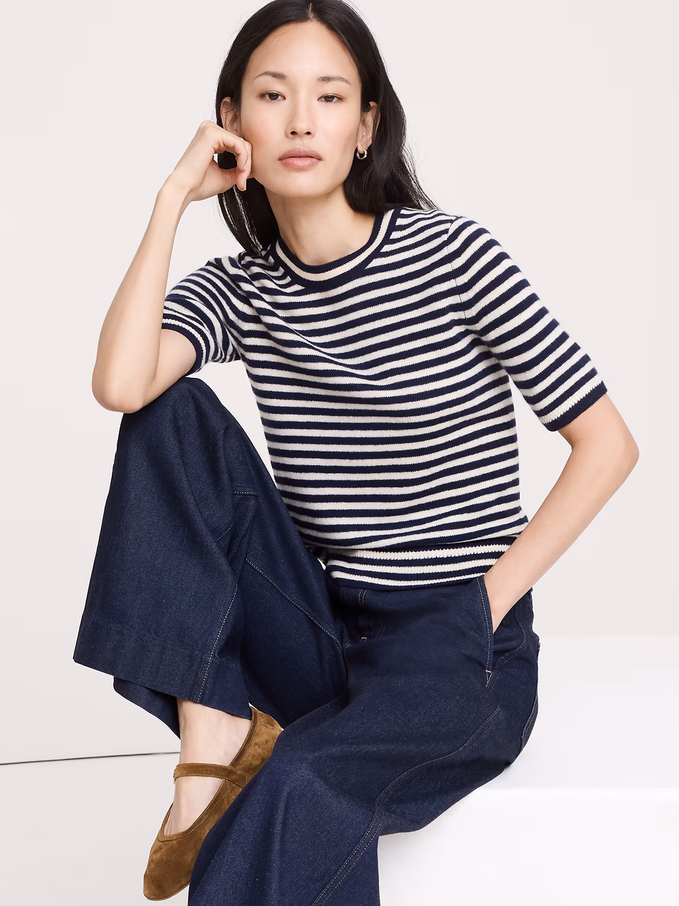 Banana Republic — Lightweight Cashmere Short-Sleeve Sweater