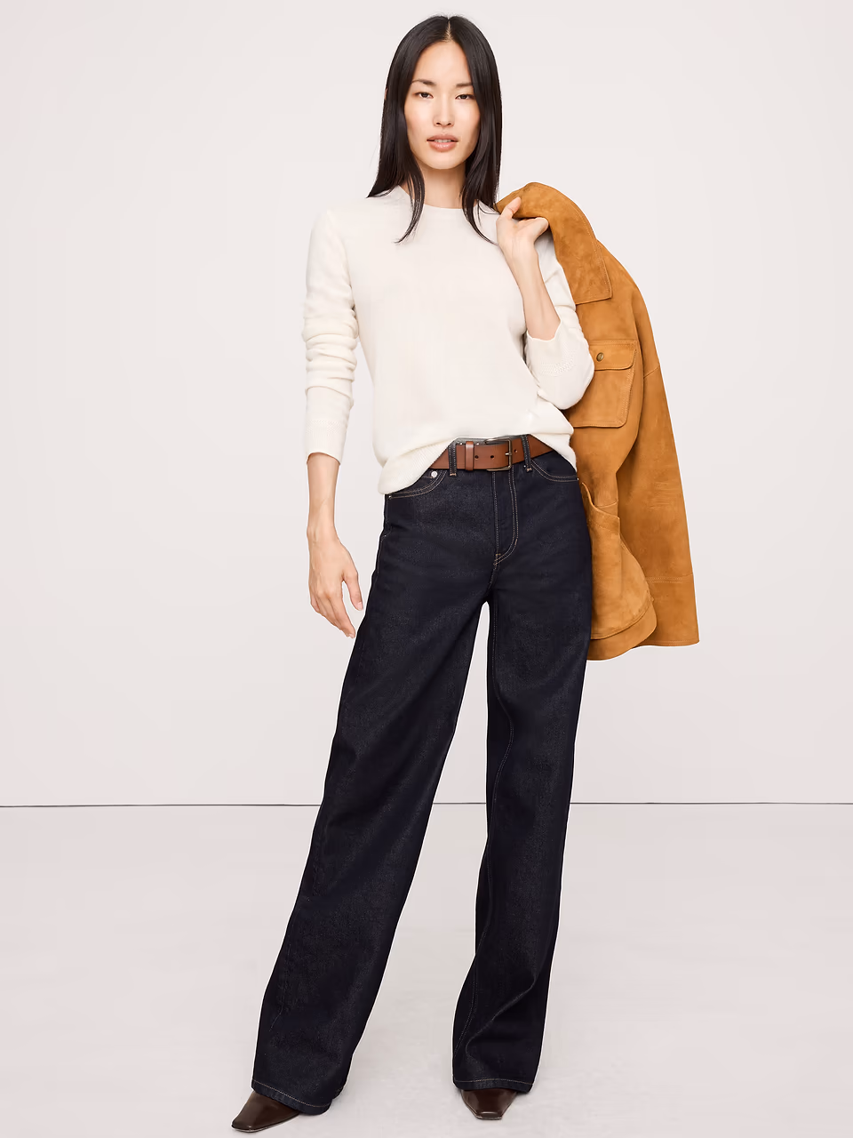 Banana Republic — Lightweight Cashmere Crew-Neck Sweater