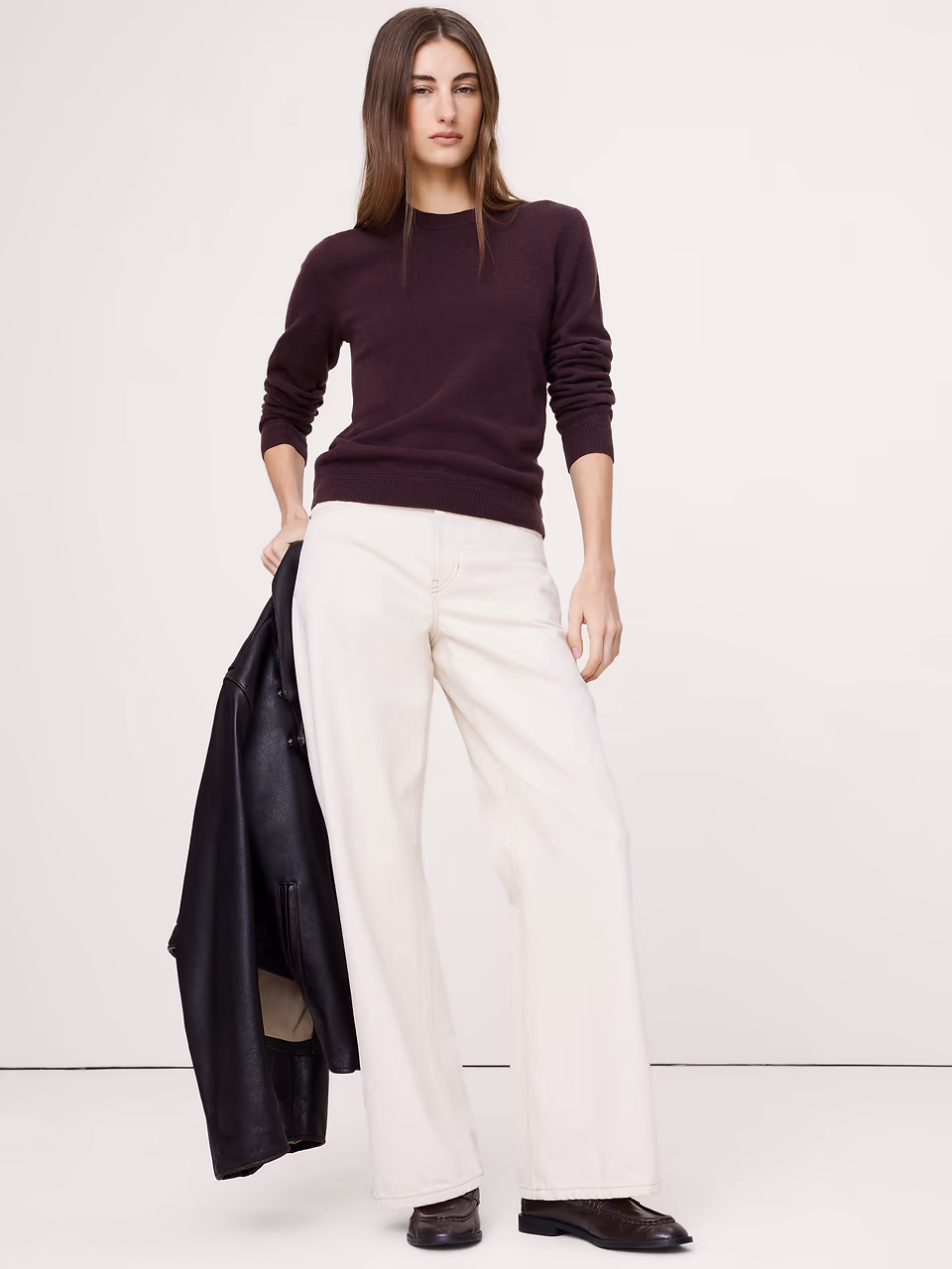 Banana Republic — Lightweight Cashmere Crew-Neck Sweater