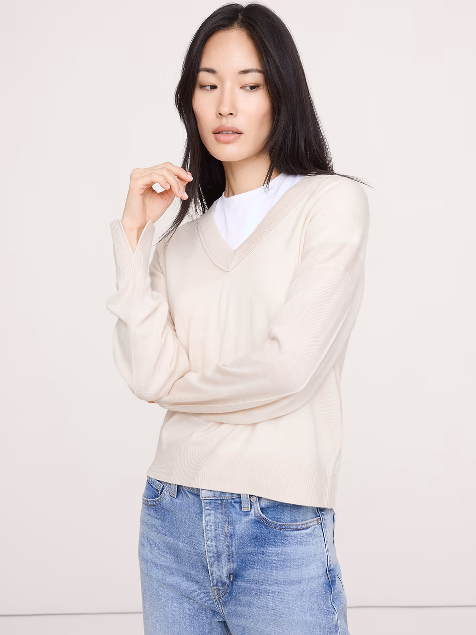Banana Republic — Merino V-Neck Sweater