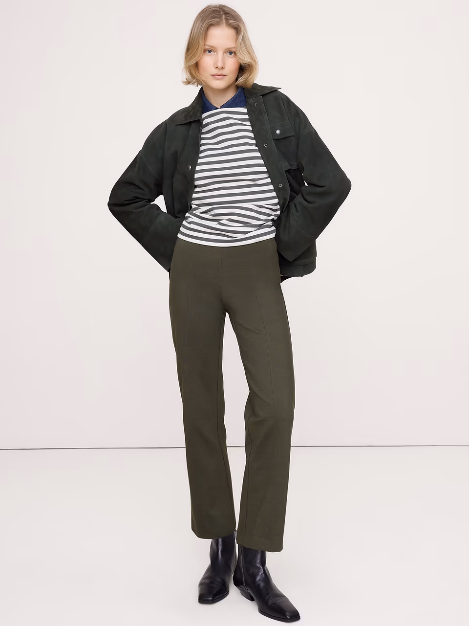 Banana Republic — Fitted Everywhere Ponte Ankle Pant