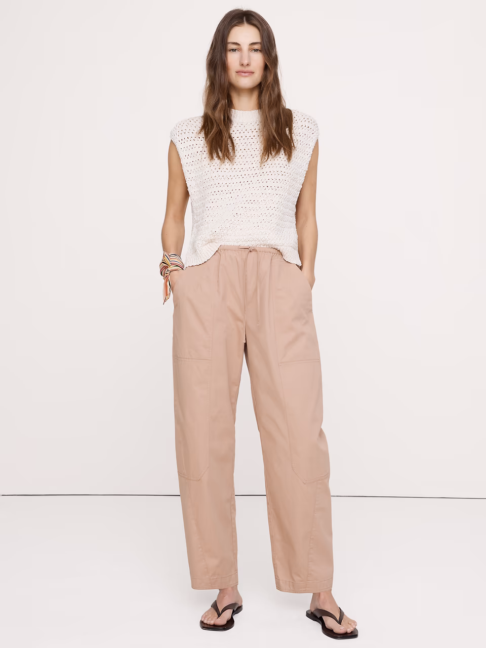 Banana Republic — Cotton Poplin Barrel Pull-On Pant
