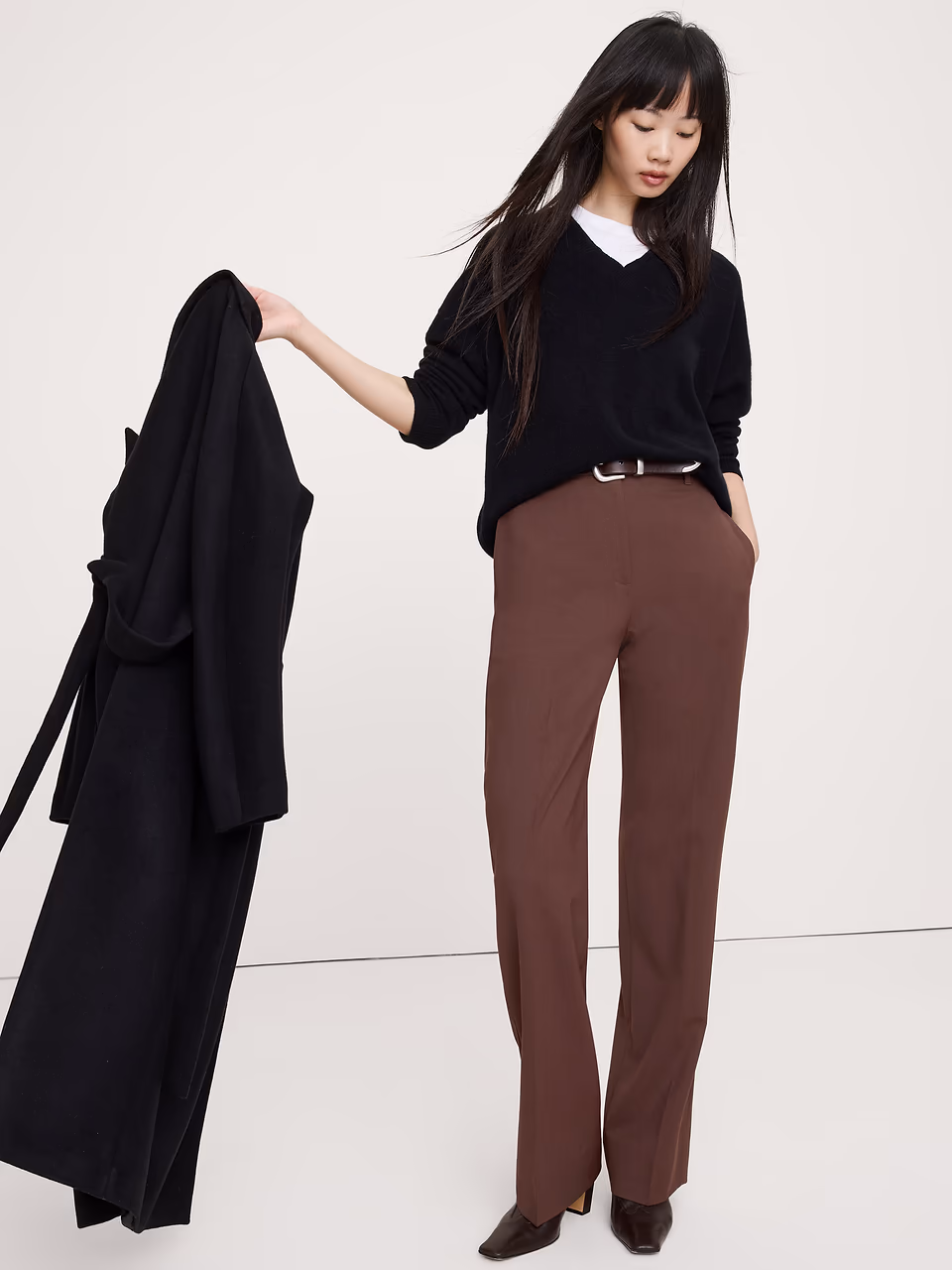 Banana Republic — Ultra High-Rise Modern Straight Italian Lightweight Wool Pant