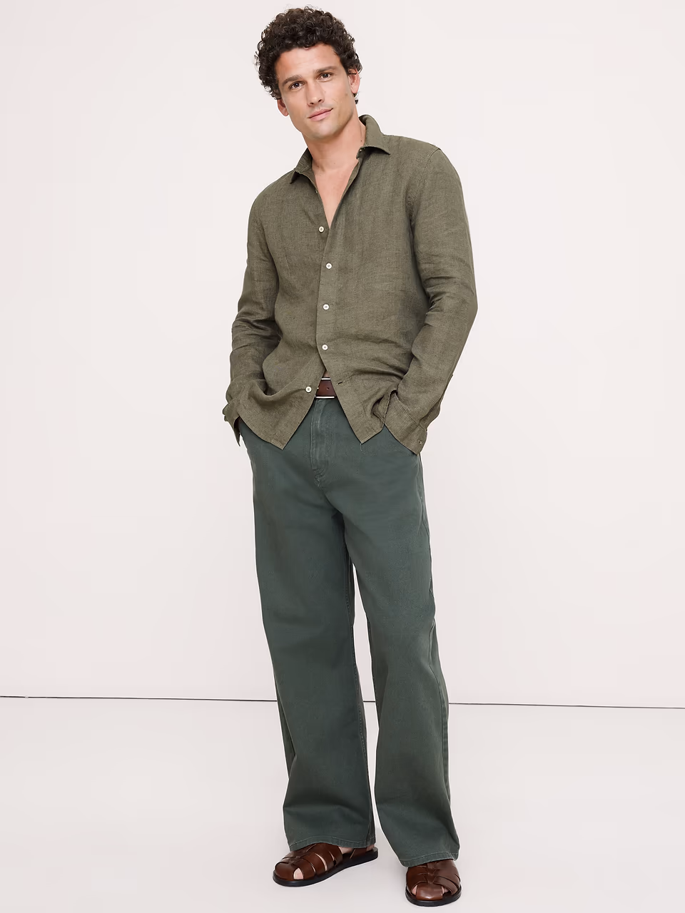 Banana Republic — Standard-Fit Linen Shirt