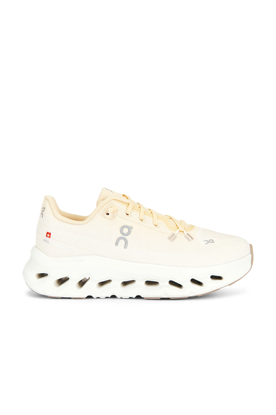 On — Cloudtilt Sneaker