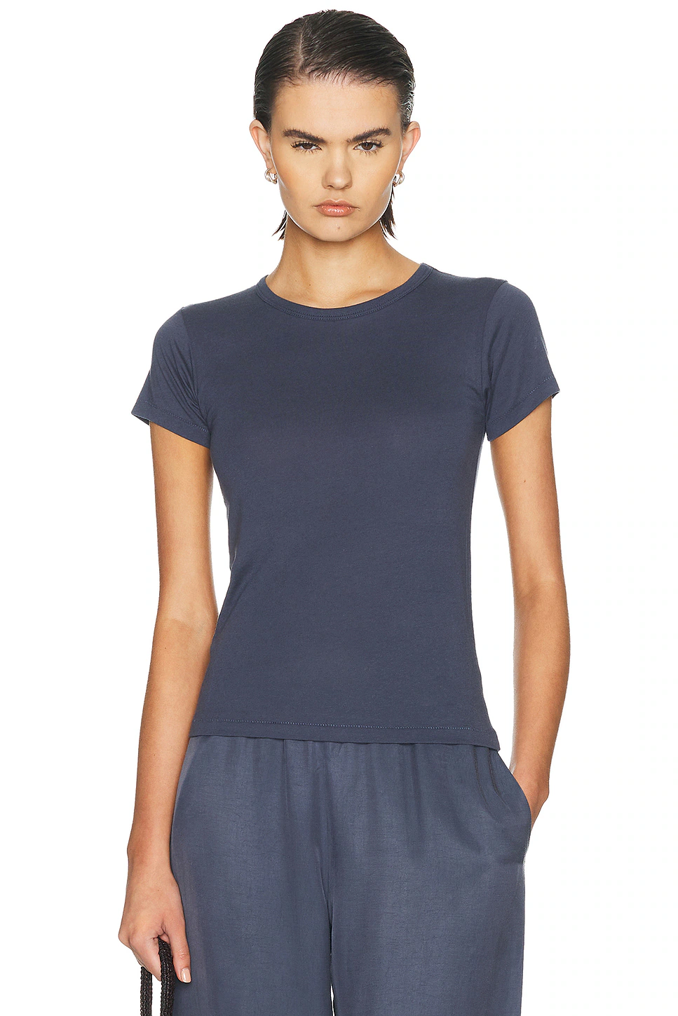 Eterne — Fitted Crewneck Cotton Modal Short Sleeve T-Shirt in Washed Navy