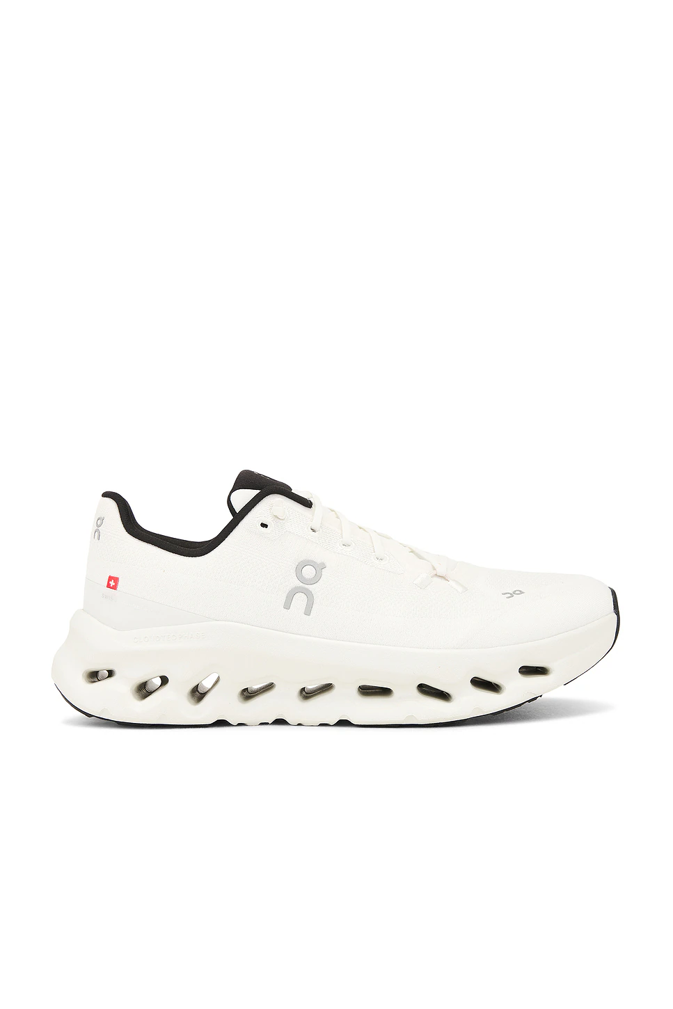 On — Cloudtilt Sneaker