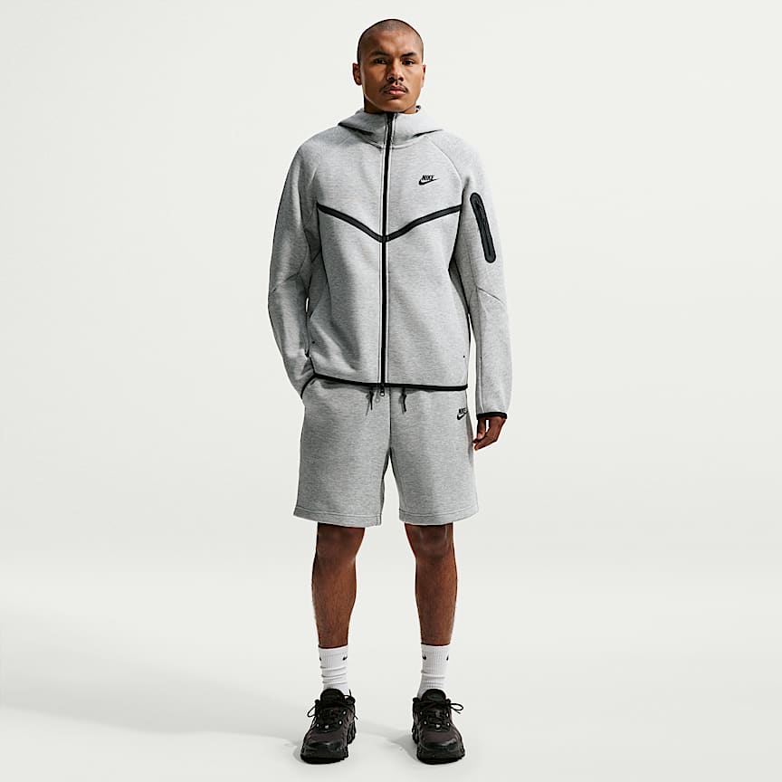 Nike — Tech Fleece Shorts Men's